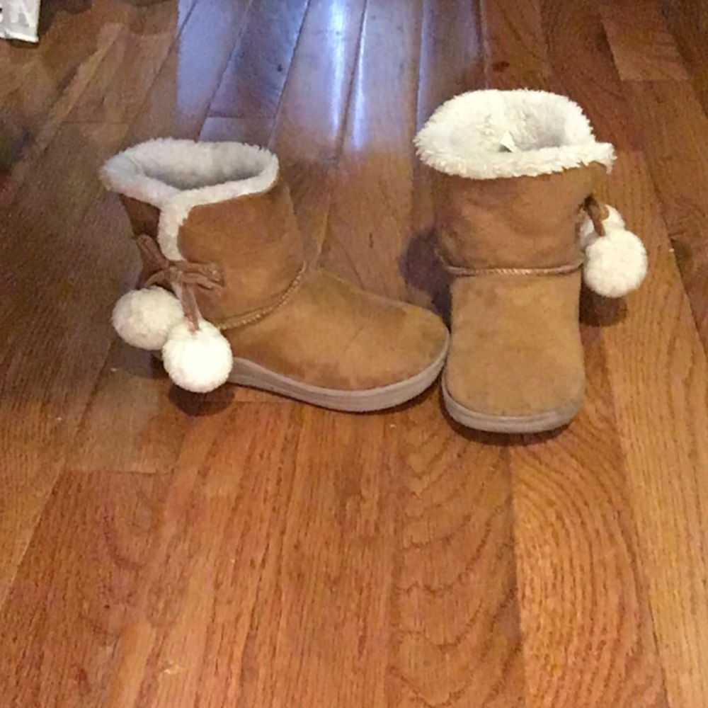 Boots - Picture 2 of 3